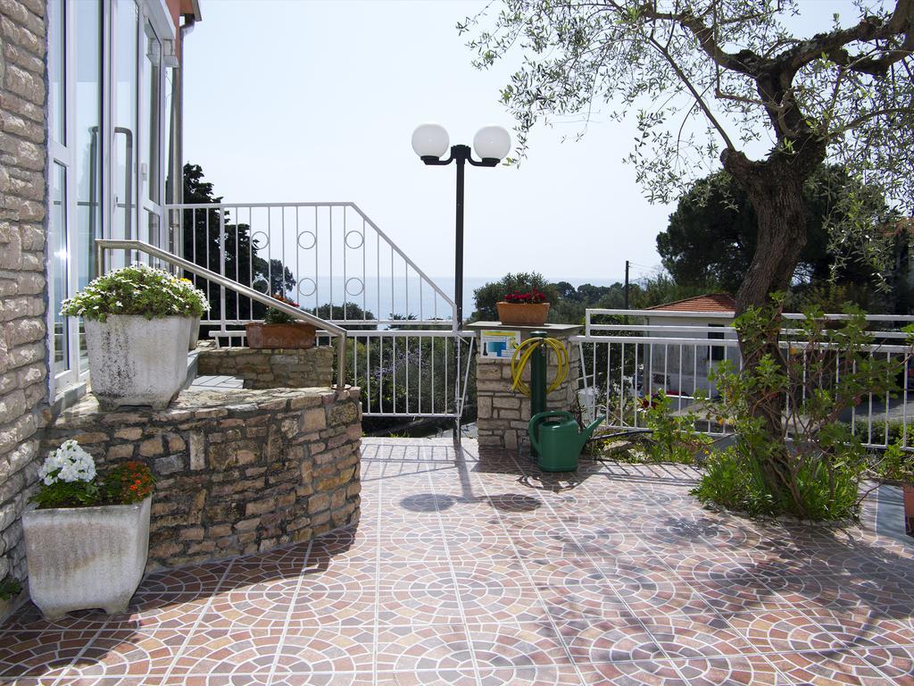 Hotel Cristallo Lerici Luaran gambar