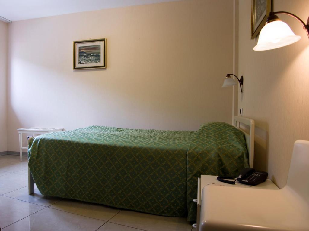 Hotel Cristallo Lerici Bilik gambar