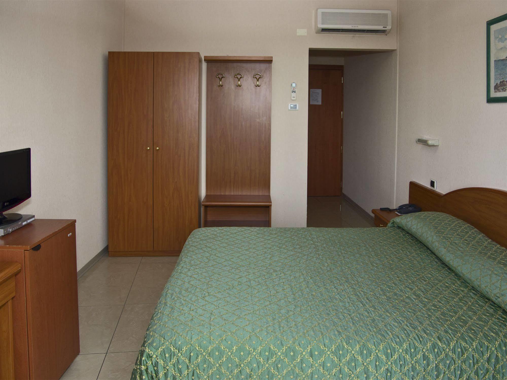 Hotel Cristallo Lerici Luaran gambar