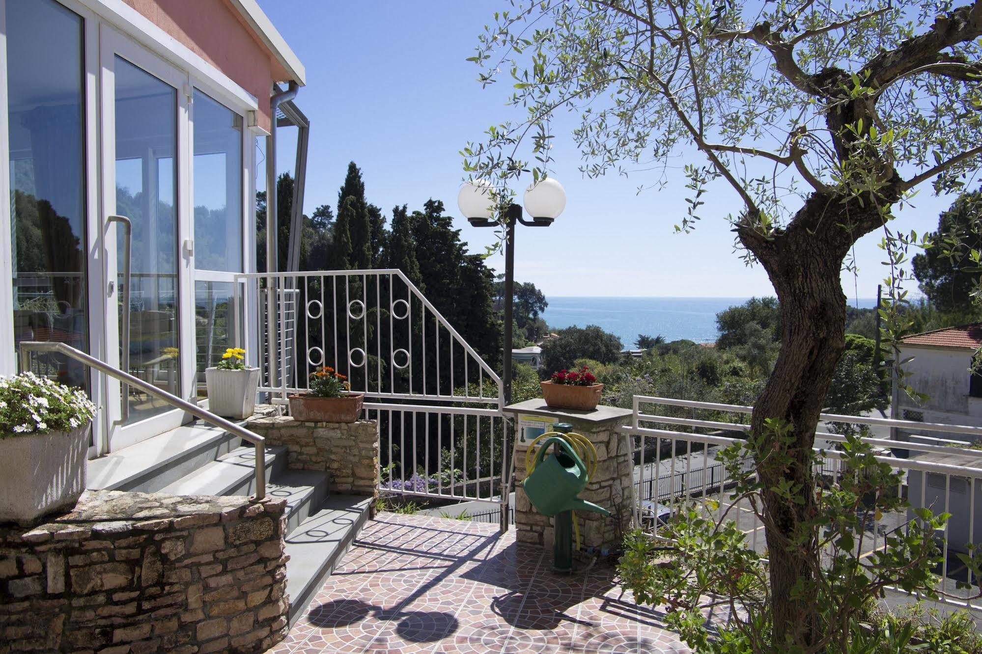 Hotel Cristallo Lerici Luaran gambar