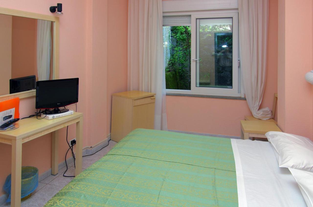 Hotel Cristallo Lerici Luaran gambar